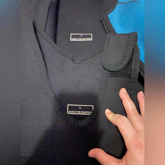 Comp Brand Large Wetsuit - Picture 7 of 12